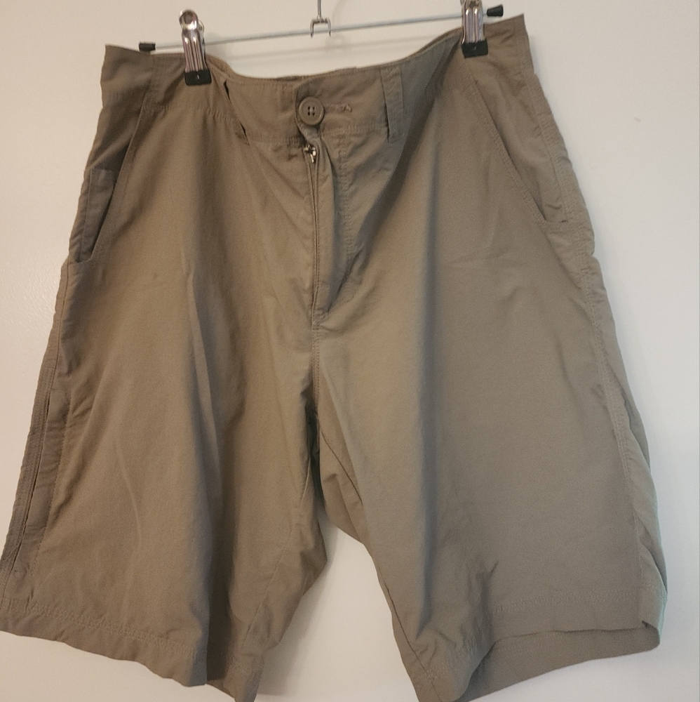 Mountain Hardware Shorts